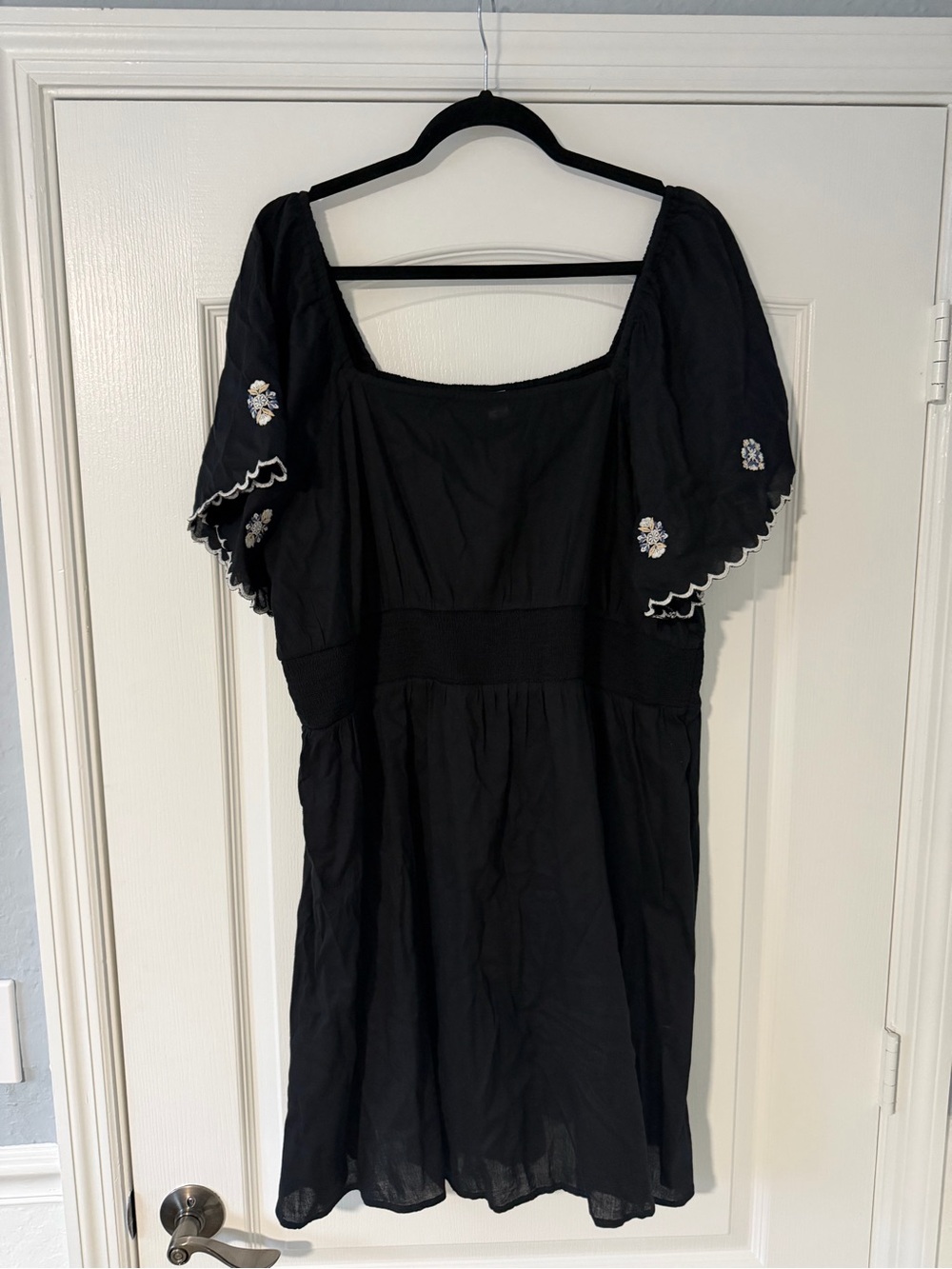 Black Embroidered Bell-Sleeve Women's Dress